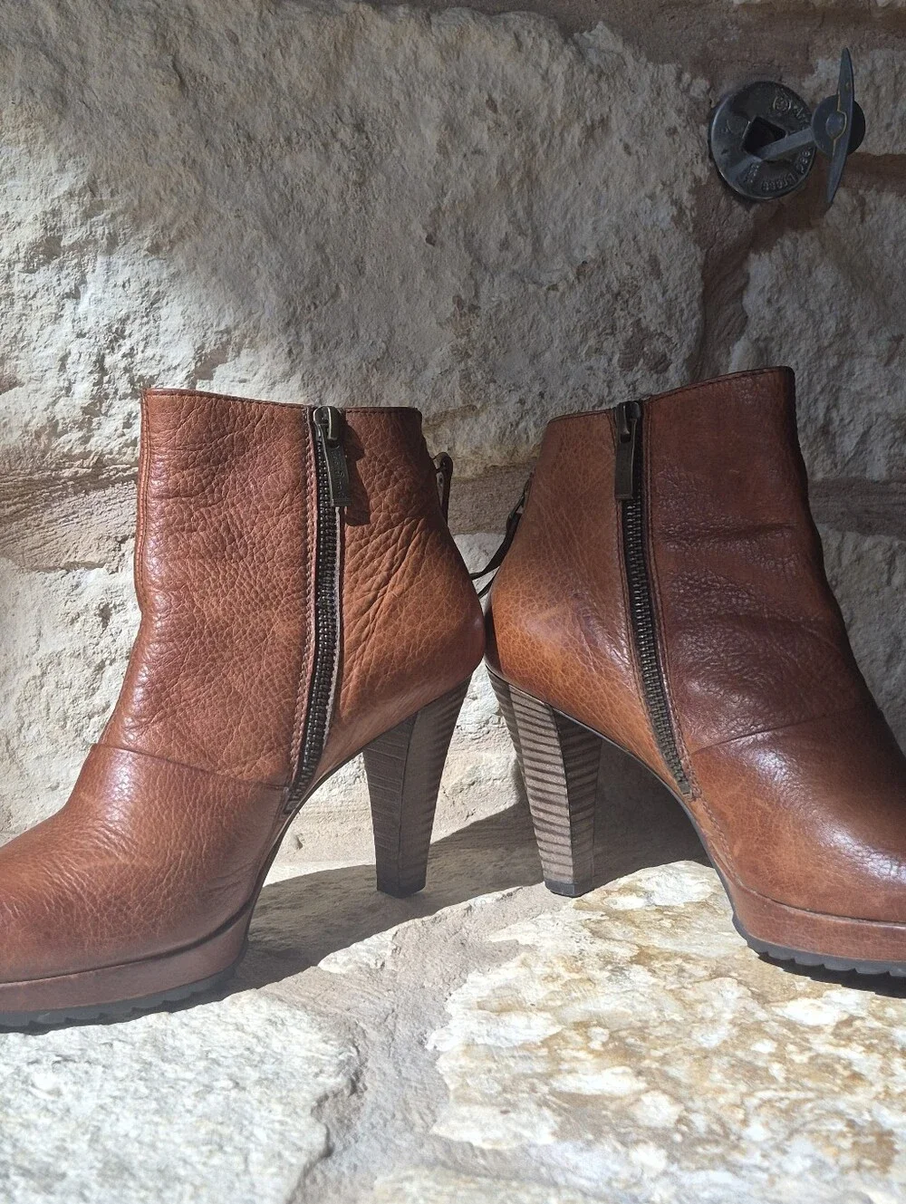 Paul Green Austria Luxe Line Leather Ankle Boots Cognac Brown Side Back Zip 7.5